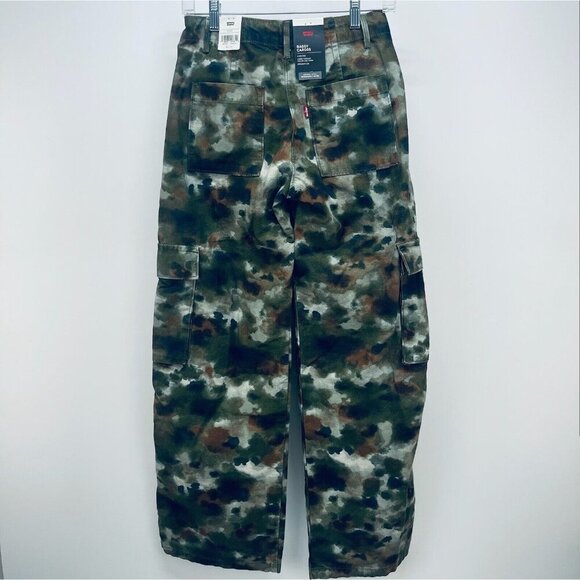 Levi’s Baggy Pants Sz 23x30 Women’s Cargo A Mid Rise Straight Leng Green New - Picture 10 of 15